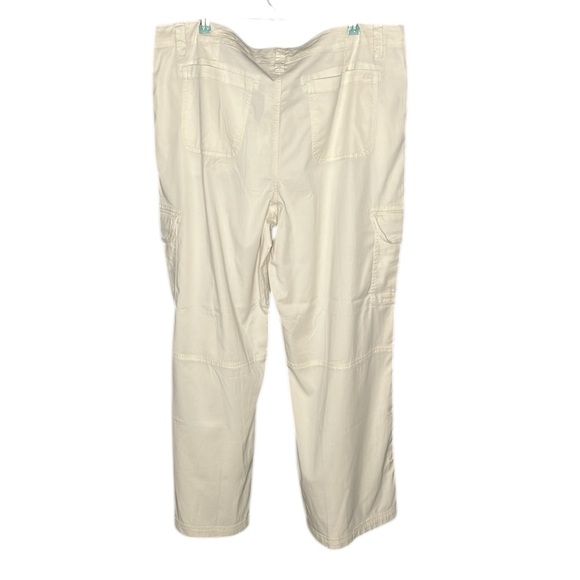 American Eagle Cream Tan Super High Rise Baggy Wide Leg Cargo Pants‎ size 20 - Picture 6 of 7